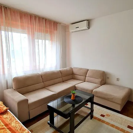 Orange Bl شقة بانيا لوكا